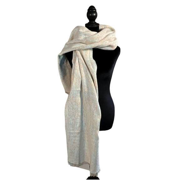 Gap Fringed Raw Edge Holiday Cozy Scarf in Ivory Frost Evening Wrap Shawl - Picture 2 of 14